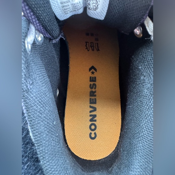 Converse Chuck Taylor All Star in Dark Blue and White - Picture 4 of 9